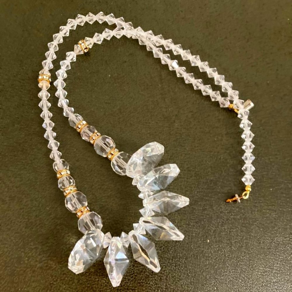 *TAKE 1/2 OFF: Vintage faceted crystal necklace